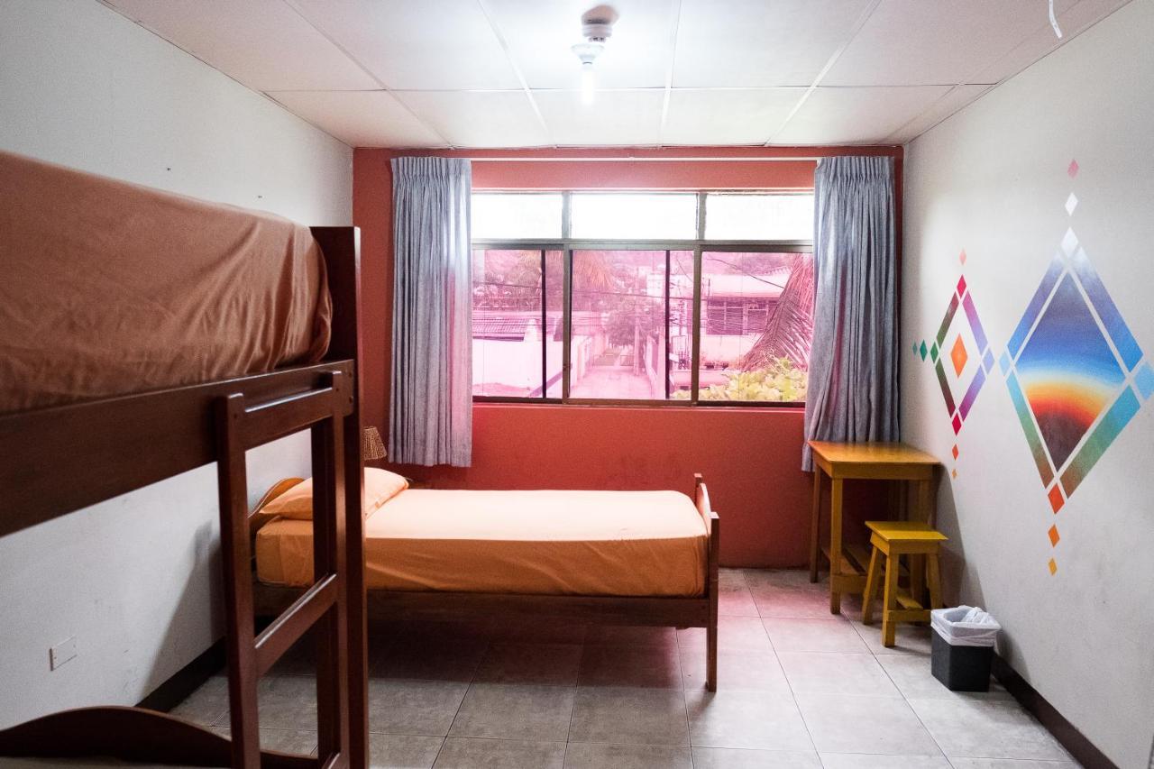 Hostel Nucapacha Γκουαγιακίλ Εξωτερικό φωτογραφία
