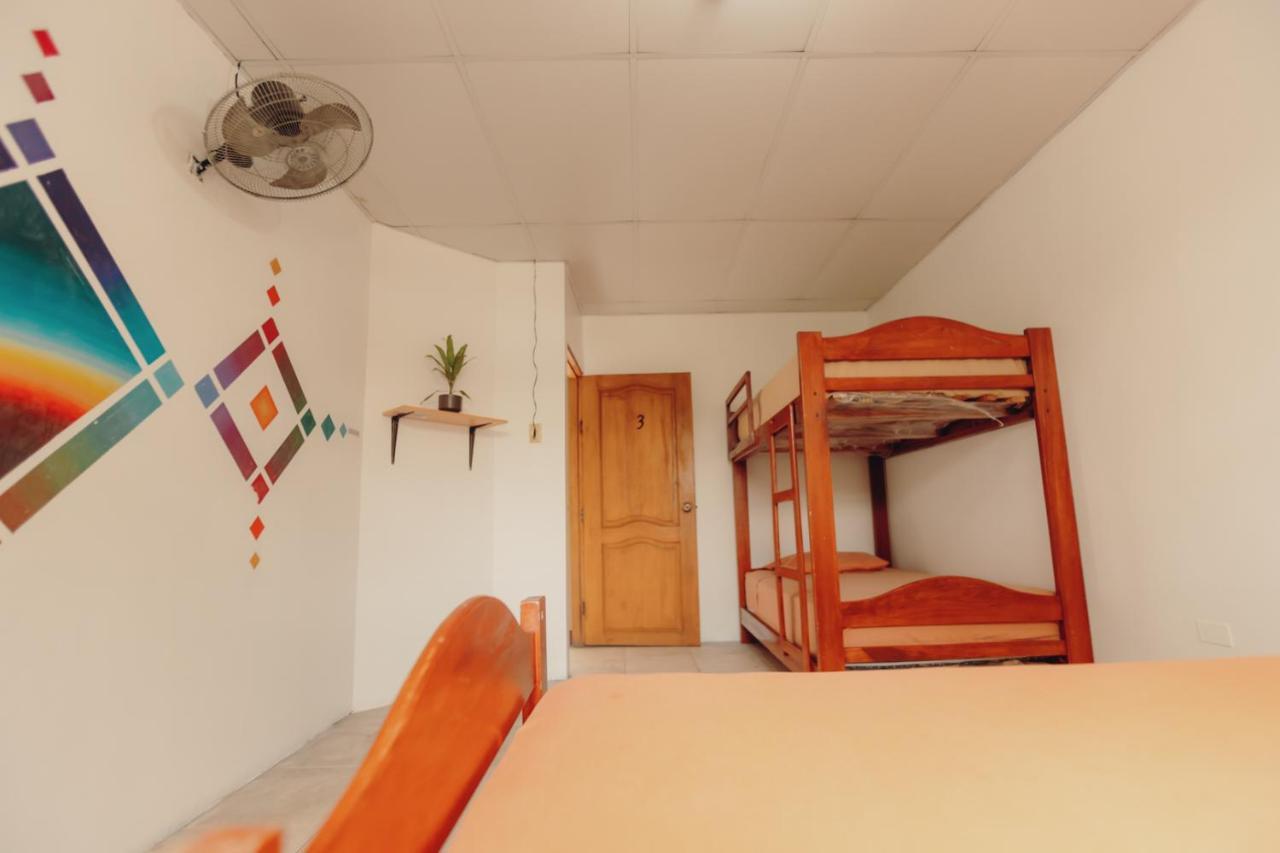 Hostel Nucapacha Γκουαγιακίλ Εξωτερικό φωτογραφία
