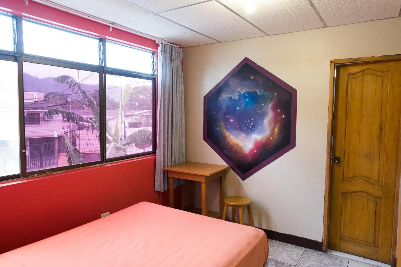 Hostel Nucapacha Γκουαγιακίλ Εξωτερικό φωτογραφία