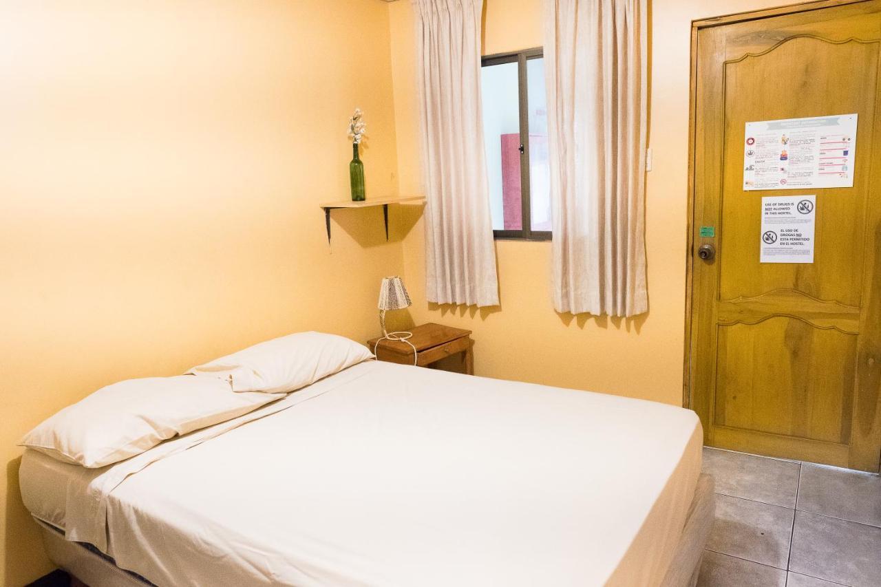 Hostel Nucapacha Γκουαγιακίλ Εξωτερικό φωτογραφία